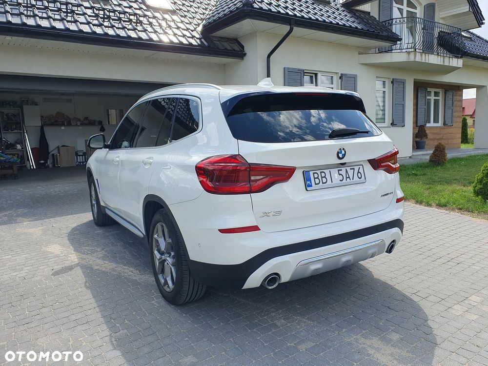 BMW X3 xDrive30i Luxury Line - 4