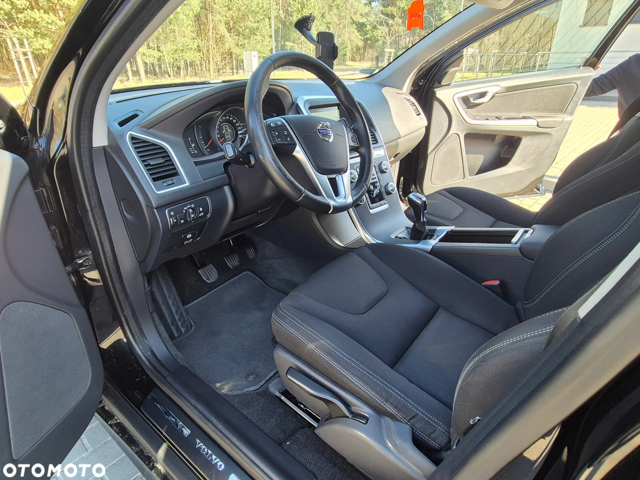 Volvo XC 60 D4 Drive-E Kinetic - 19
