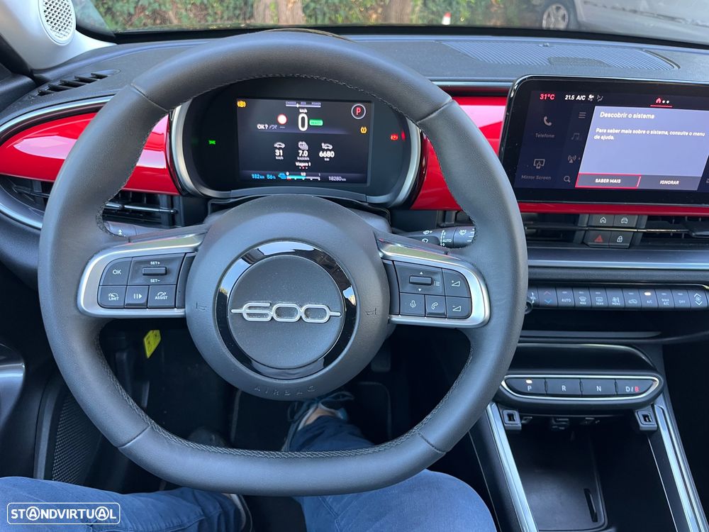 Fiat 600e 54 kWh (RED) - 22