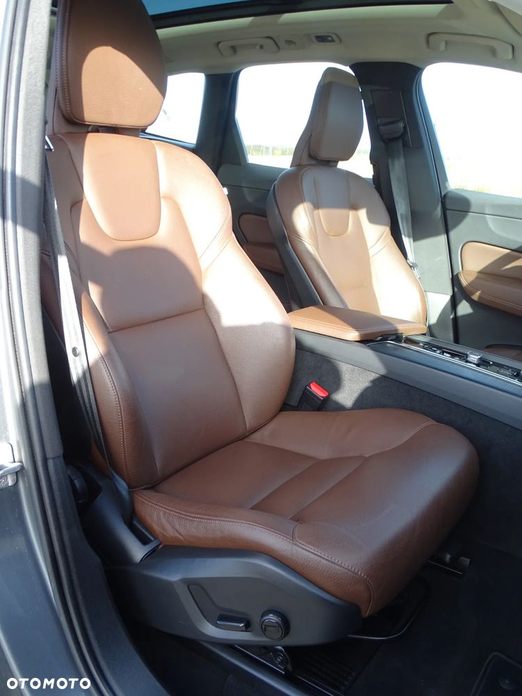 Volvo XC 60 T8 AWD Recharge Geartronic Inscription - 16