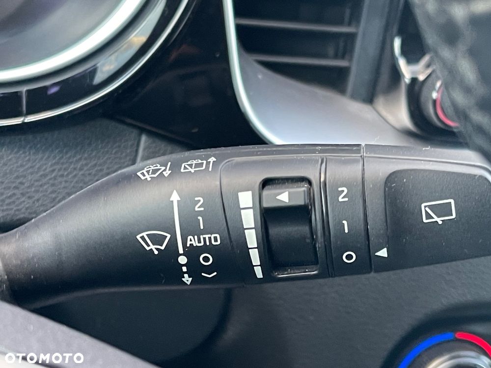 Kia Ceed 1.5 T-GDI Business Line DCT - 23