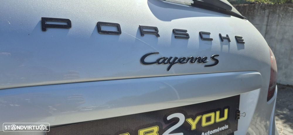 Porsche Cayenne S - 28