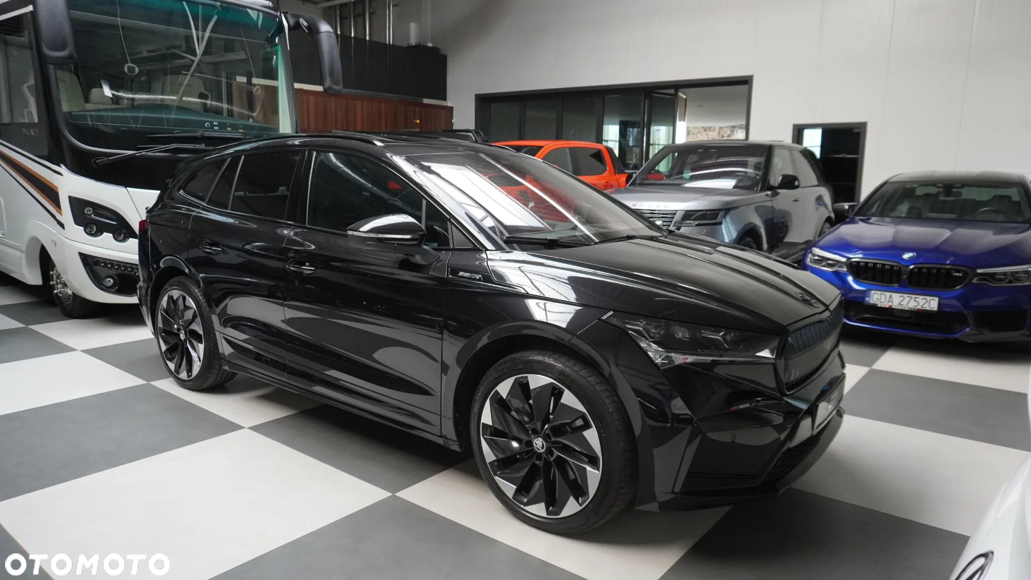 Skoda Enyaq 80x 82kWh Sportline - 2