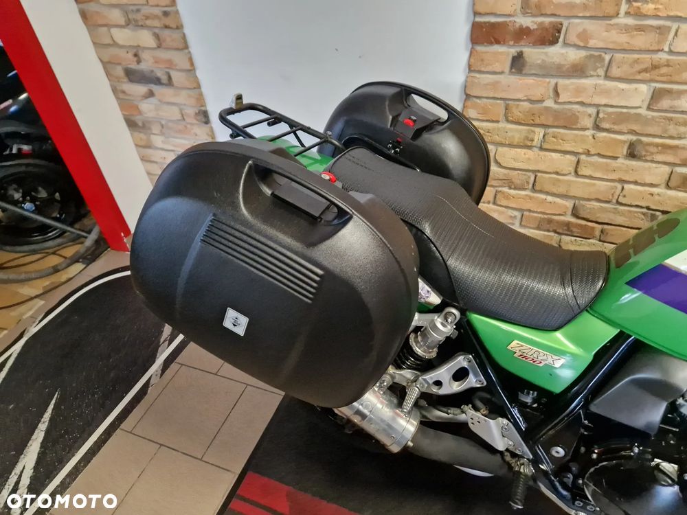 Kawasaki ZRX - 28