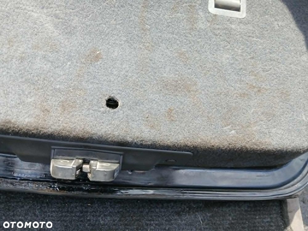 Opel Astra H III HB 5D klapa bagażnika kod lakieru Z - 9