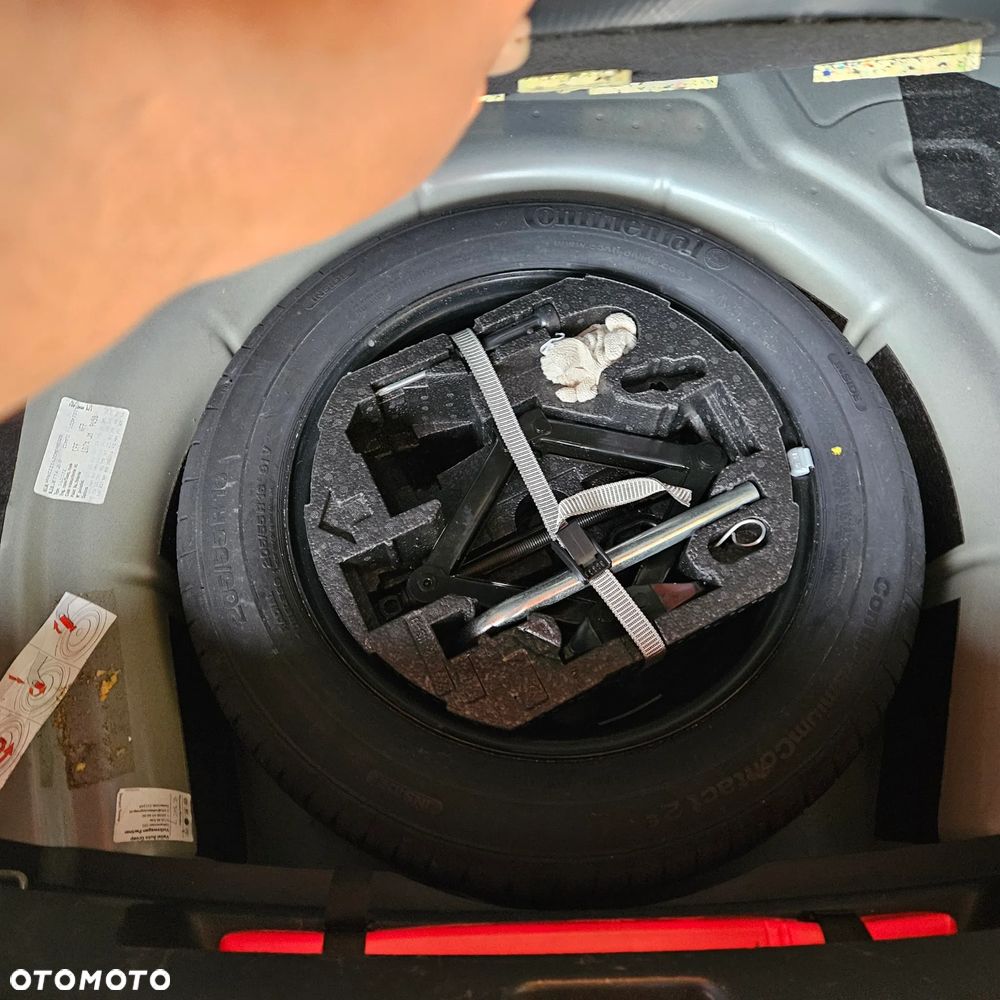 Volkswagen Jetta 2.0 TDI DPF Comfortline - 8