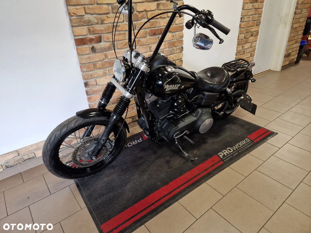 Harley-Davidson Dyna Street Bob - 6