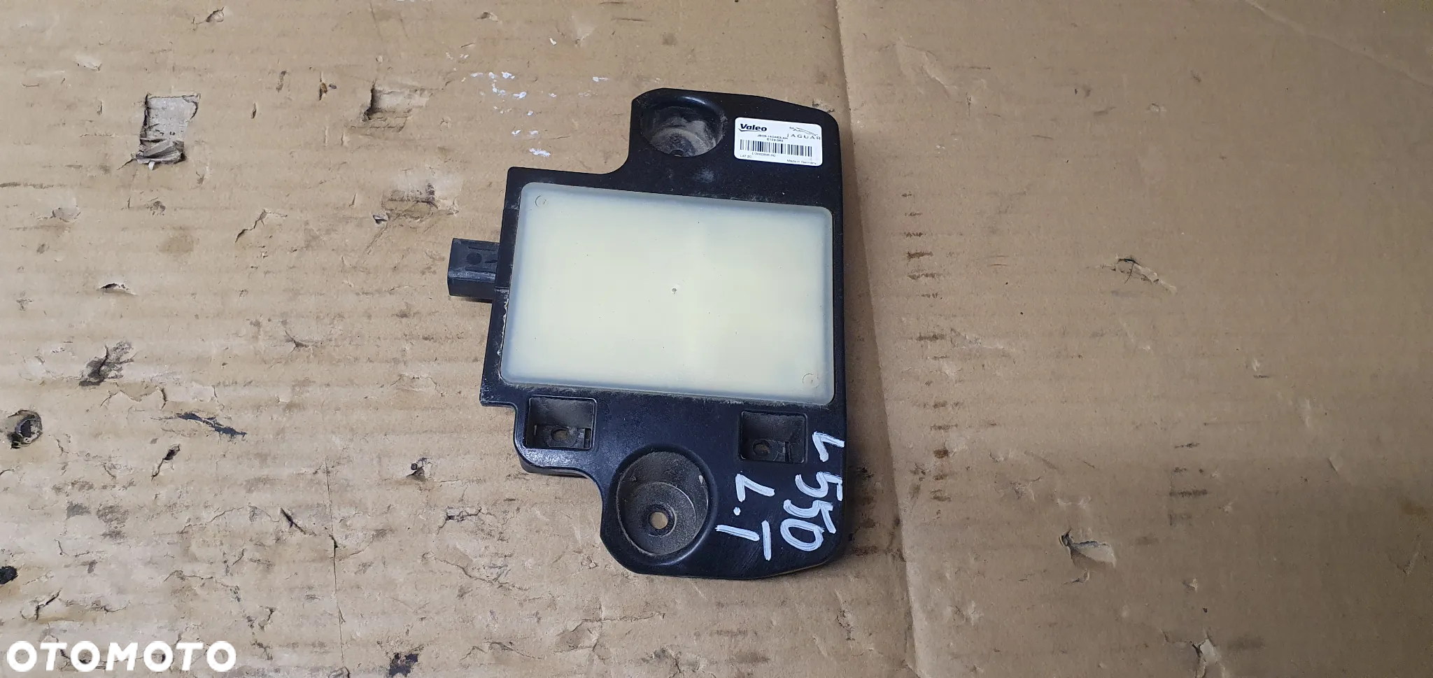 Czujnik moduł sensor martwego pola lewy tył Land Rover Discovery Sport L550 - 3