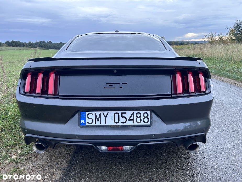 Ford Mustang 5.0 V8 GT - 14