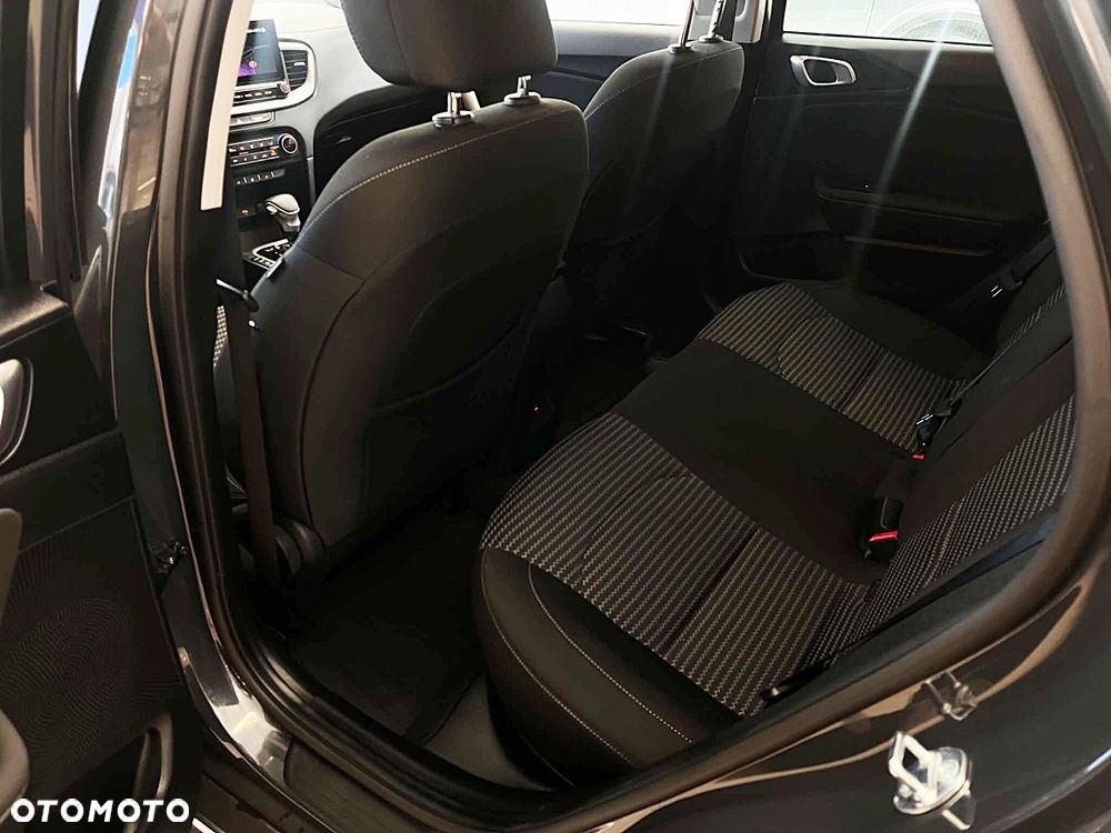 Kia XCeed 1.6 T-GDI M DCT - 13