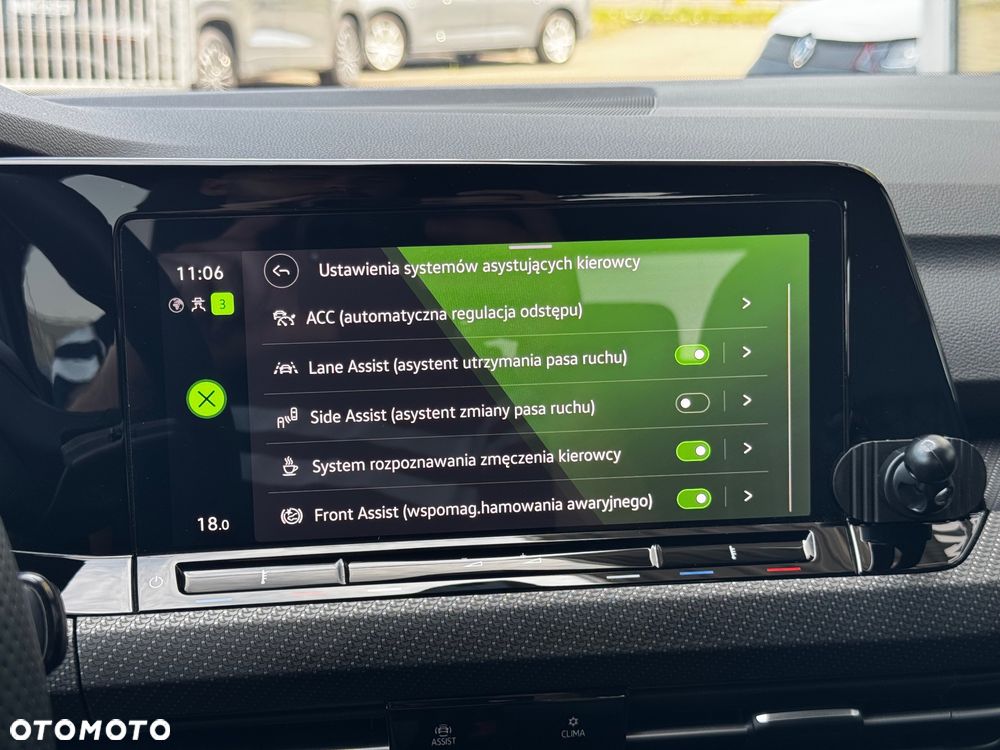 Volkswagen Golf 1.5 eTSI EVO R-Line DSG - 20