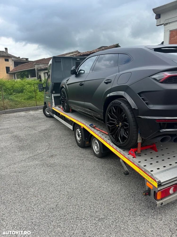 Lamborghini URUS - 4