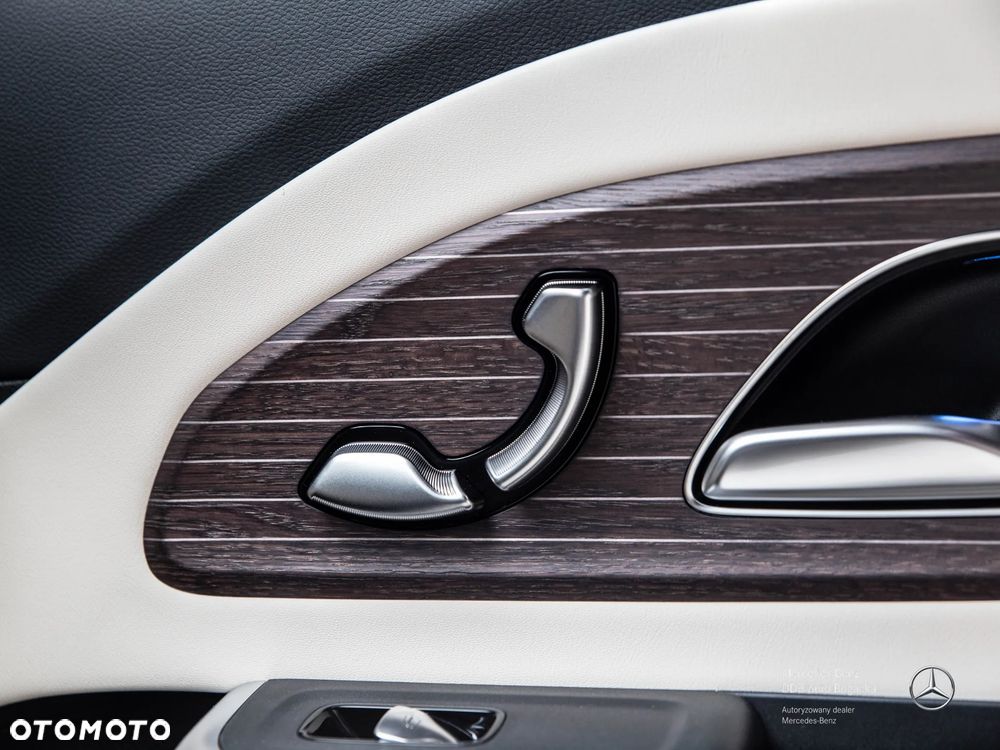 Mercedes-Benz GLB 220 mHEV 4-Matic 8G-eDCT - 9