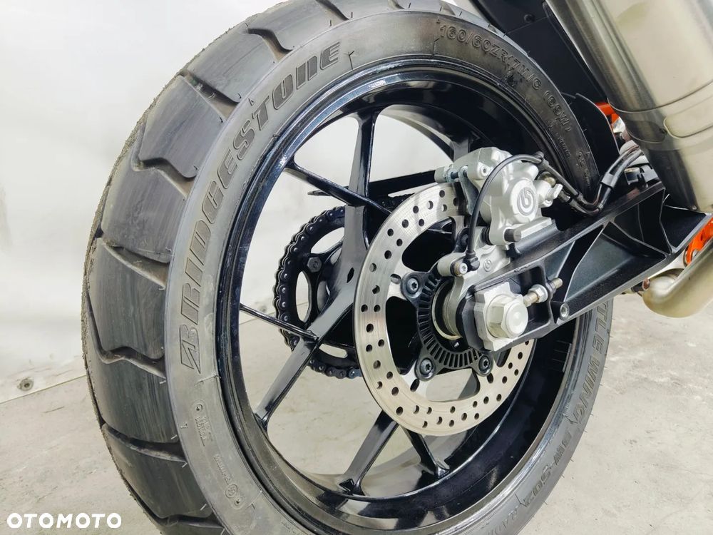 KTM Duke - 11
