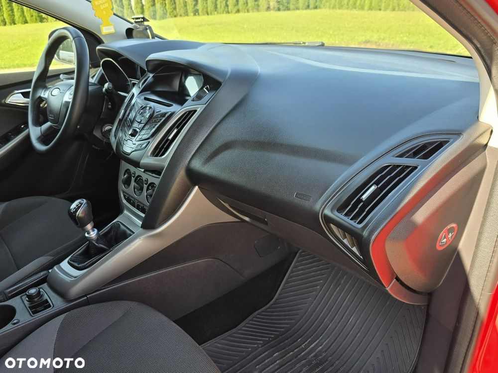 Ford Focus - 26