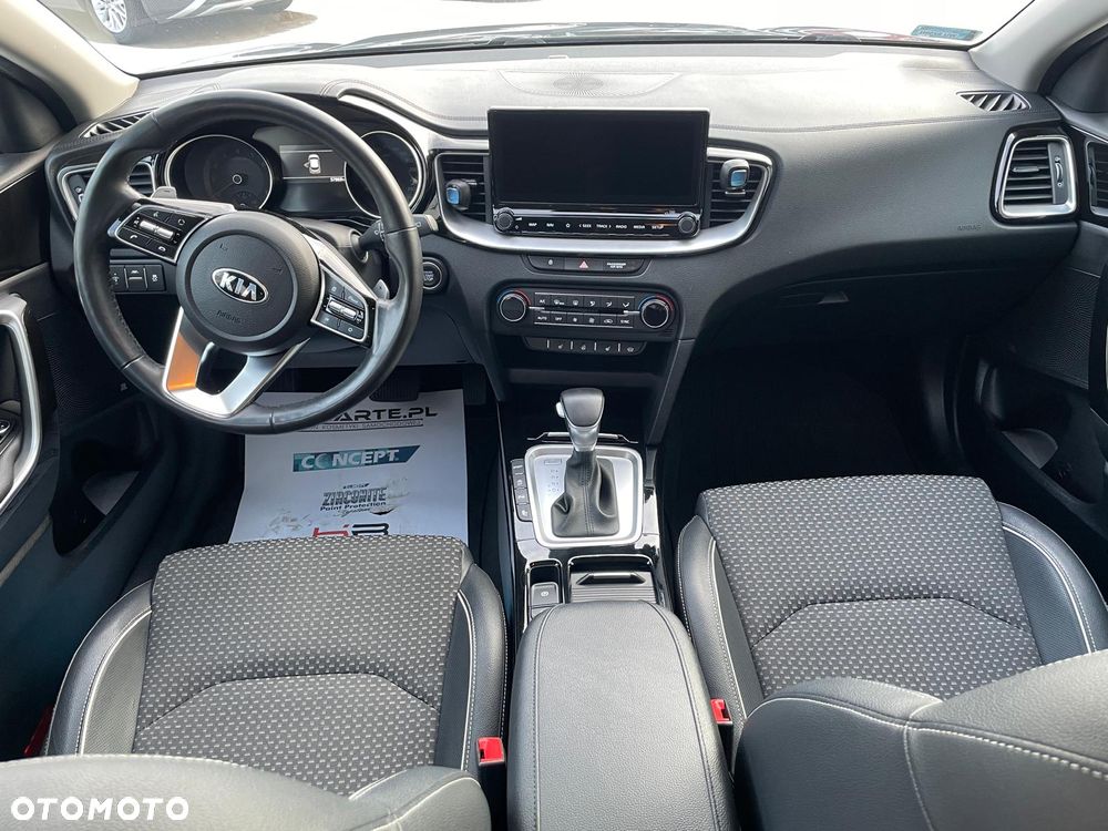 Kia XCeed 1.5 T-GDI L Business Line DCT - 7