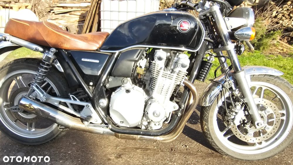 Honda CB - 9