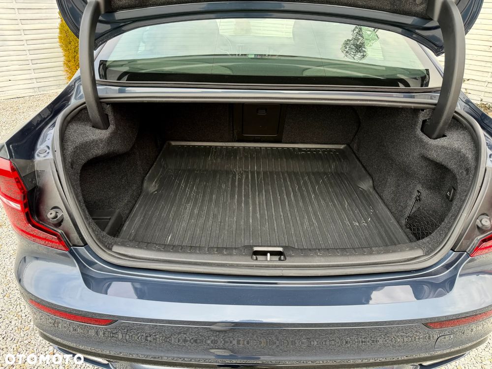 Volvo S60 B5 B AWD Ultimate Dark - 39