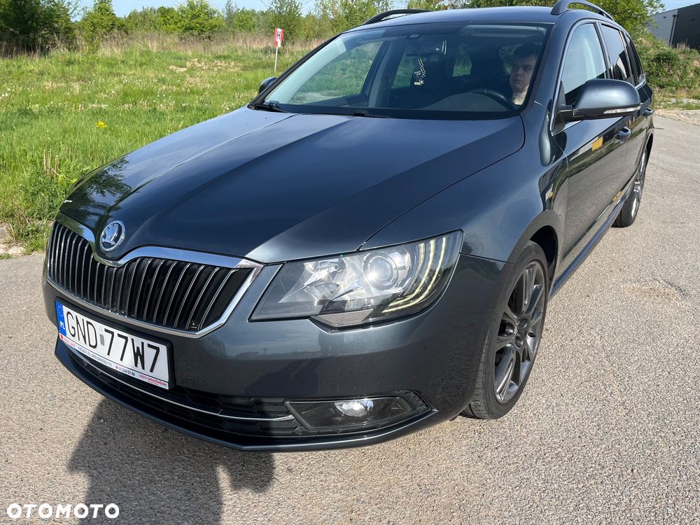 Skoda Superb 2.0 TDI Green tec DSG Ambition - 8