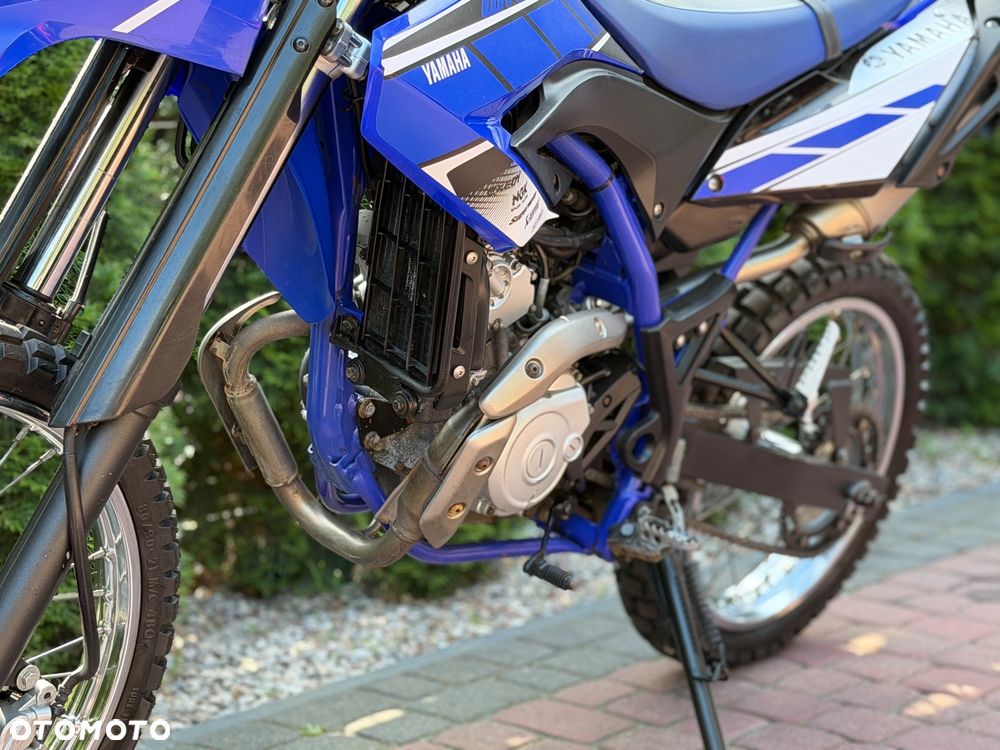Yamaha WR - 17