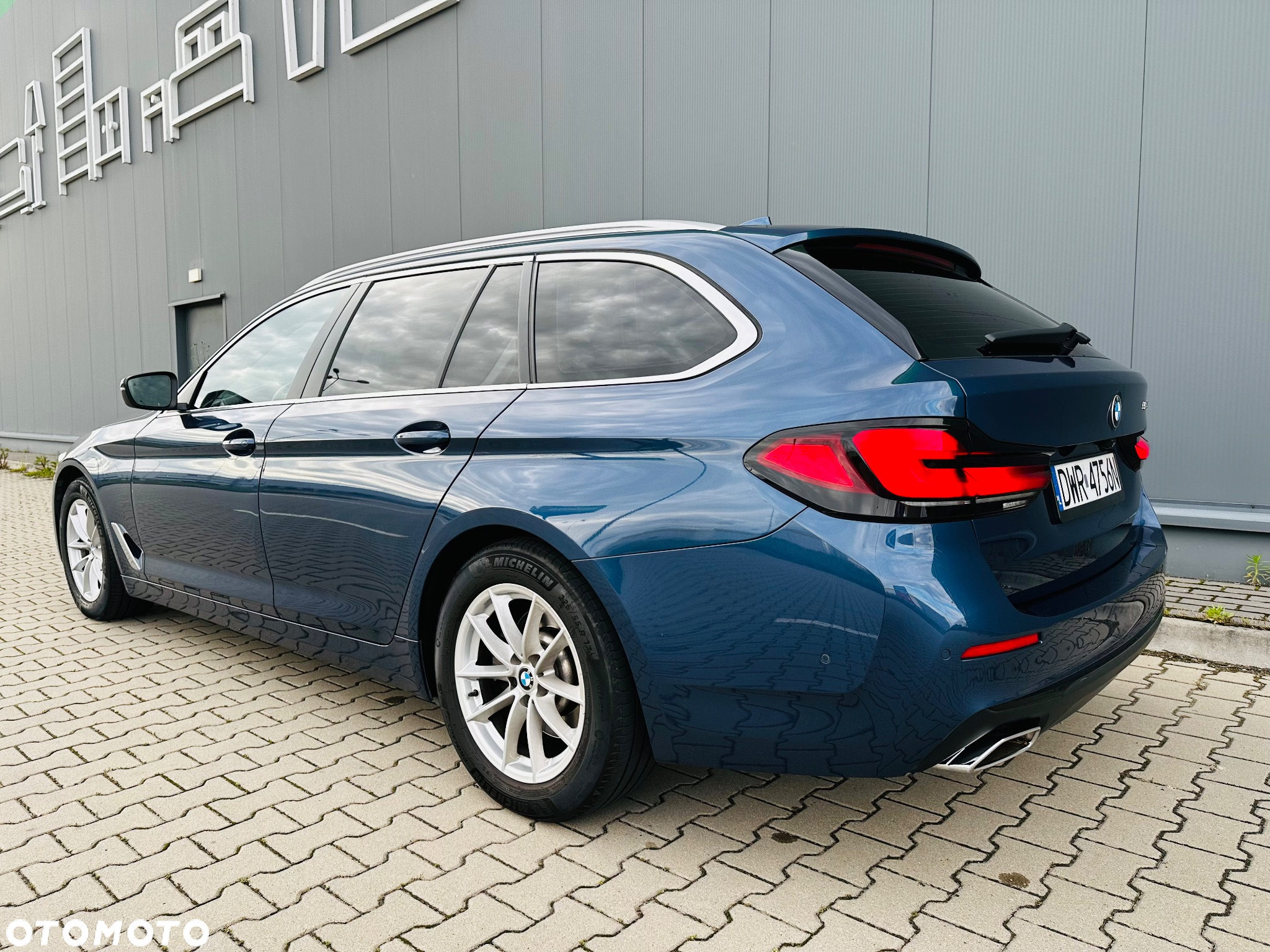 BMW Seria 5 520d Touring - 6