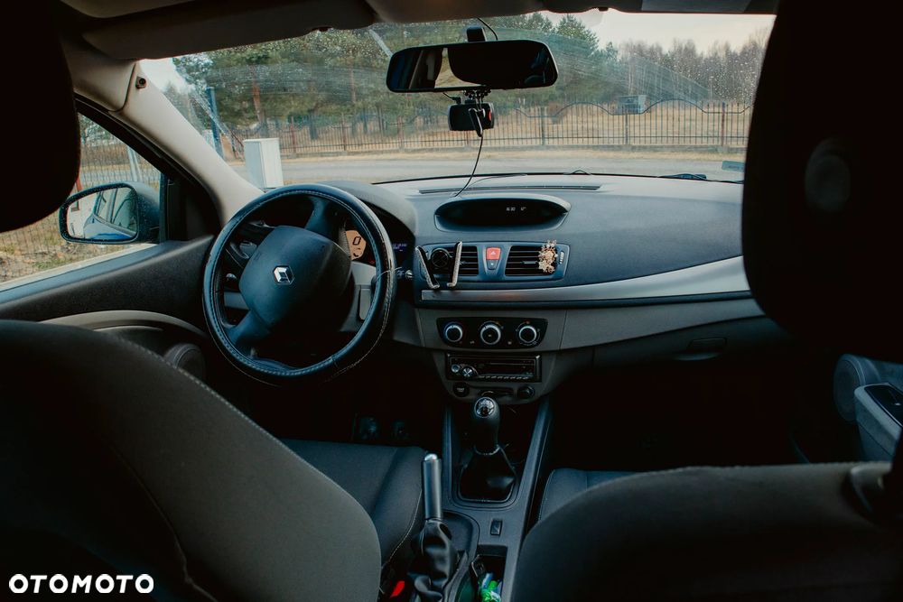 Renault Megane 1.6 16V Expression - 8