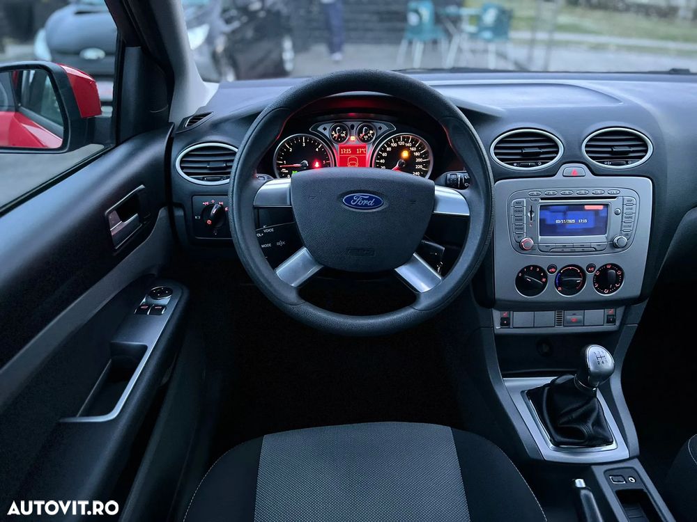 Ford Focus 1.6 TDCi ECOnetic 99g Start-Stopp-System Champions Edition - 15