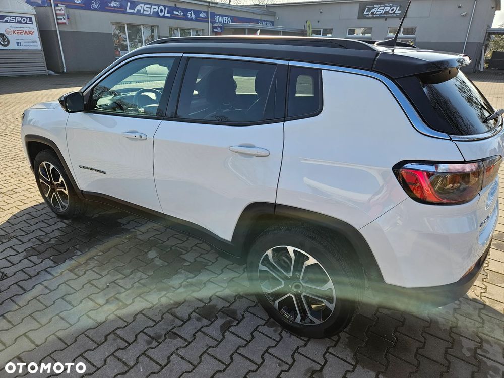 Jeep Compass - 8