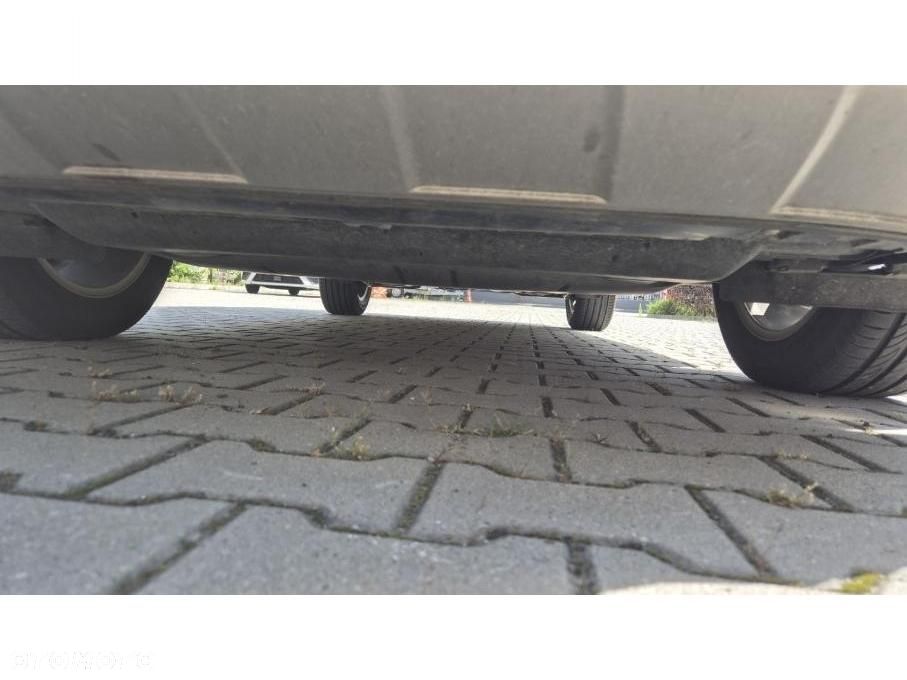 Volkswagen Tiguan - 28