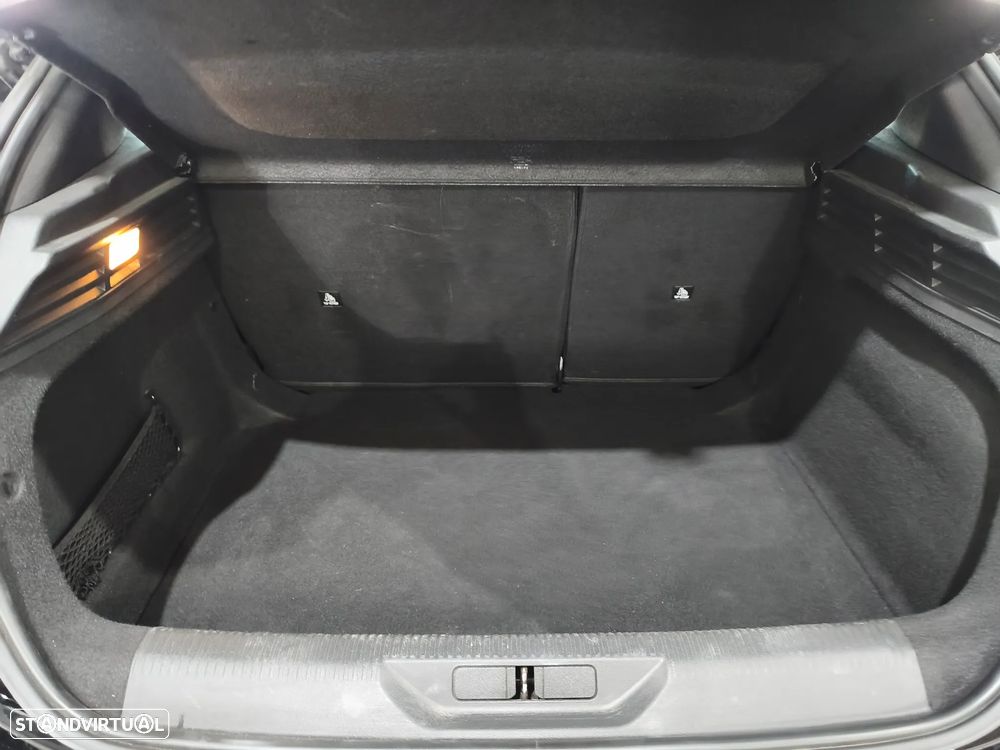 Peugeot 308 1.2 PureTech Allure - 4