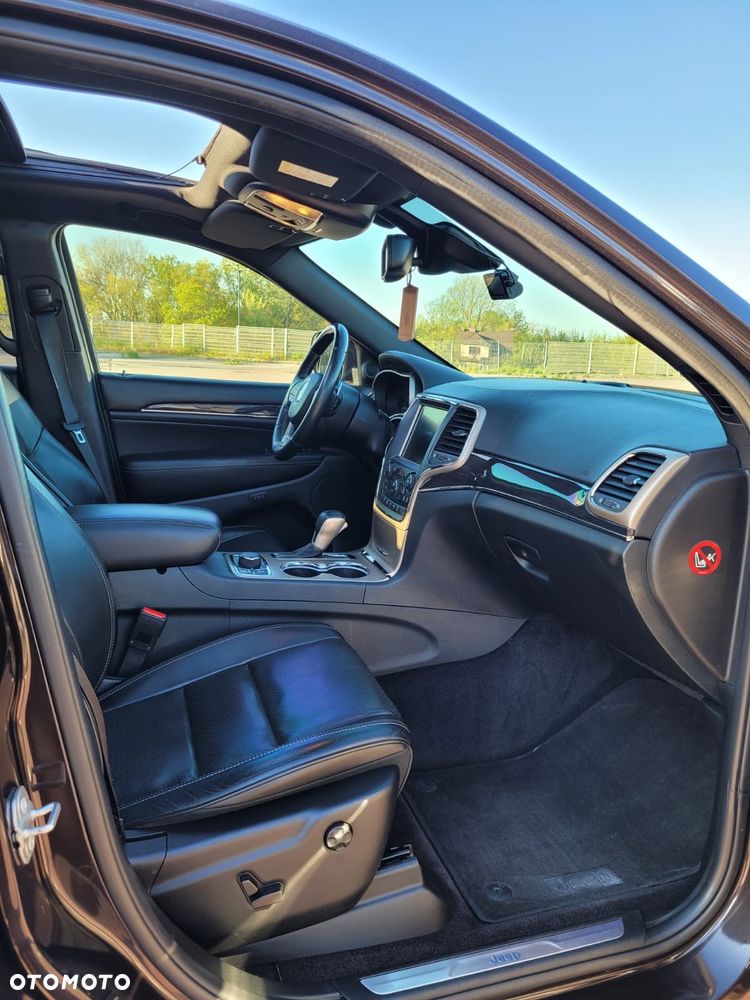 Jeep Grand Cherokee 3.6 V6 Overland - 11