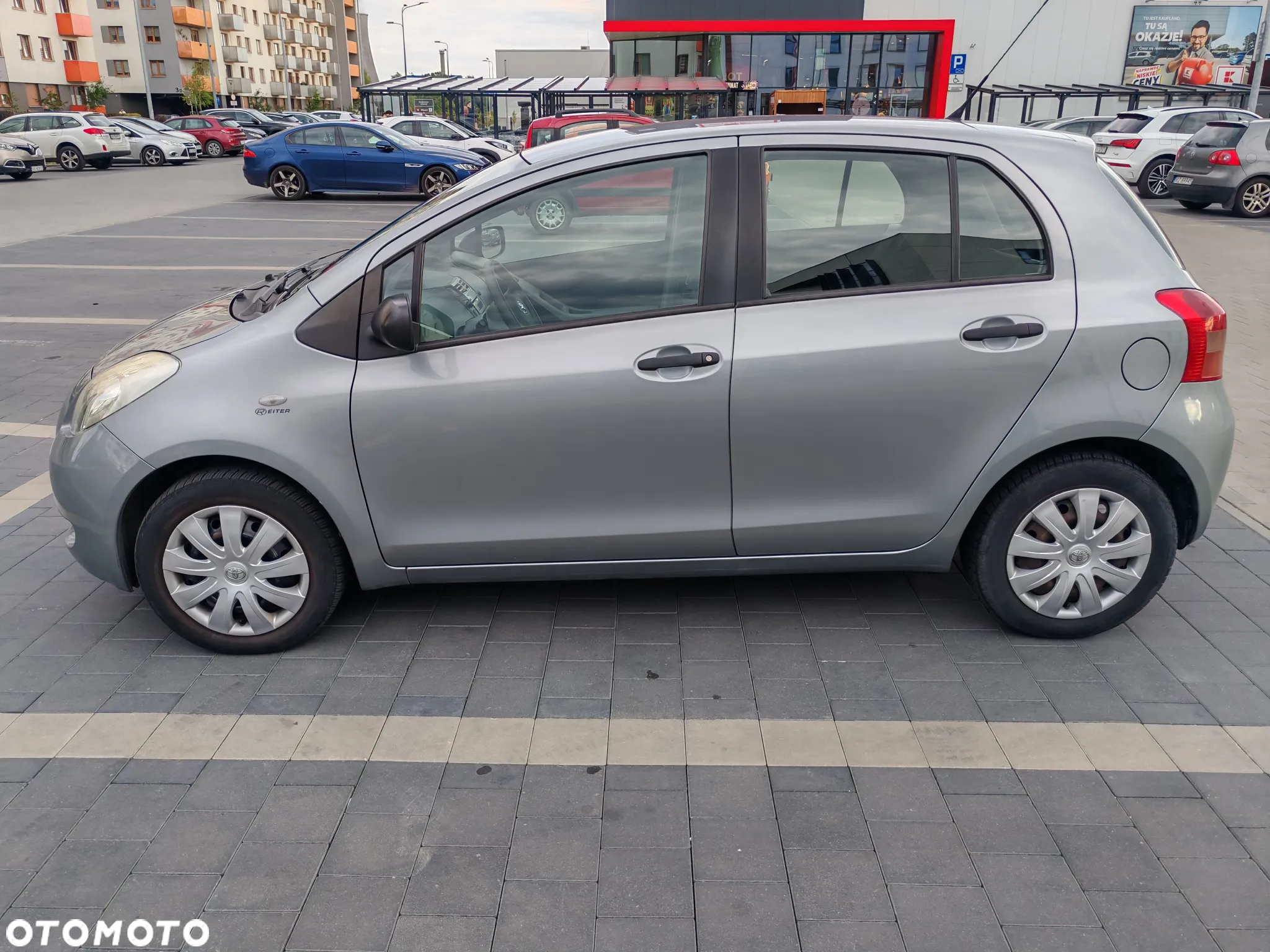 Toyota Yaris 1.3 VVT-i Cool - 5
