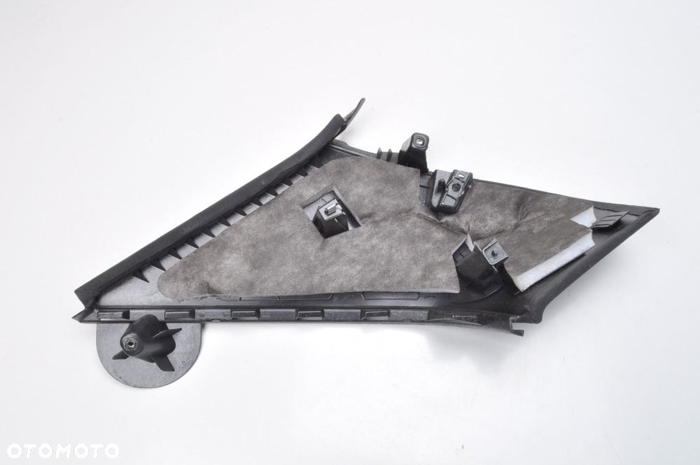 BENTLEY BENTAYGA OSŁONA SŁUPKA TYŁ 18R - 5