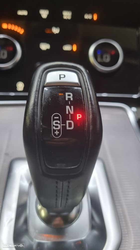 Land Rover Range Rover Evoque P300e Autobiography - 22