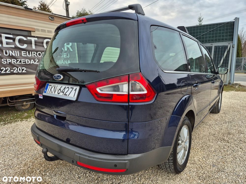 Ford Galaxy 2.0 Ghia - 2