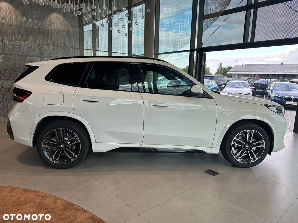 BMW X1 sDrive18i xLine - 8