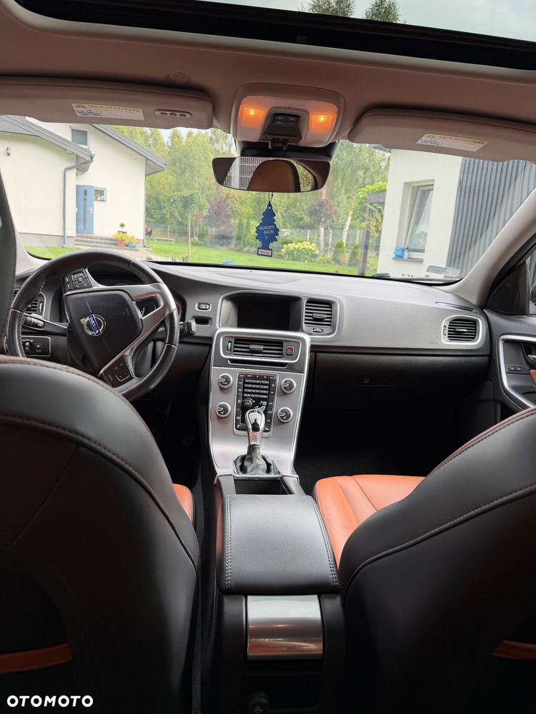 Volvo S60 T5 Momentum - 14
