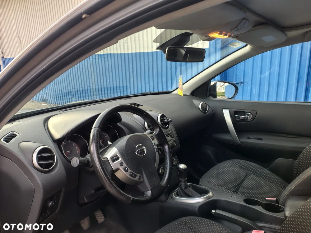 Nissan Qashqai+2 2.0 visia - 16