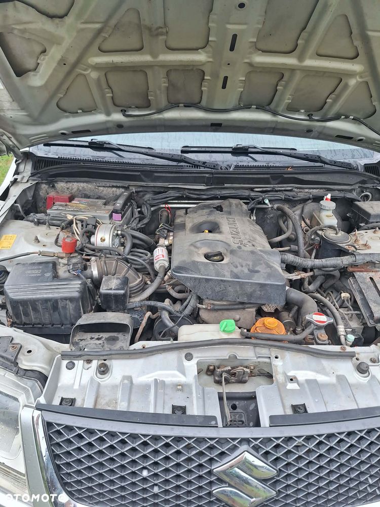 Suzuki Grand Vitara 2.0 Automatik Comfort Limited - 15