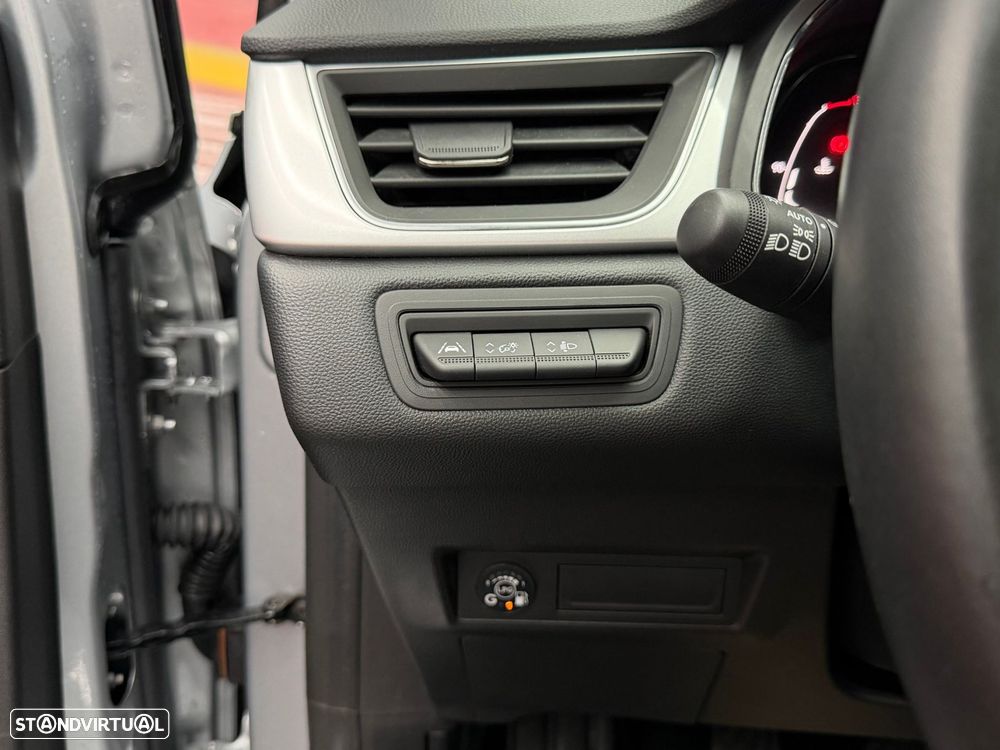Renault Captur 1.0 TCe Exclusive Bi-Fuel - 16