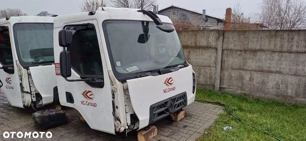 Kabina RENAULT D14 EURO6 - 1