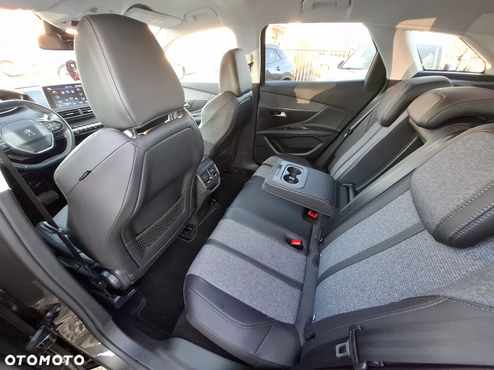 Peugeot 3008 BlueHDi 130 Stop & Start EAT8 Allure - 15