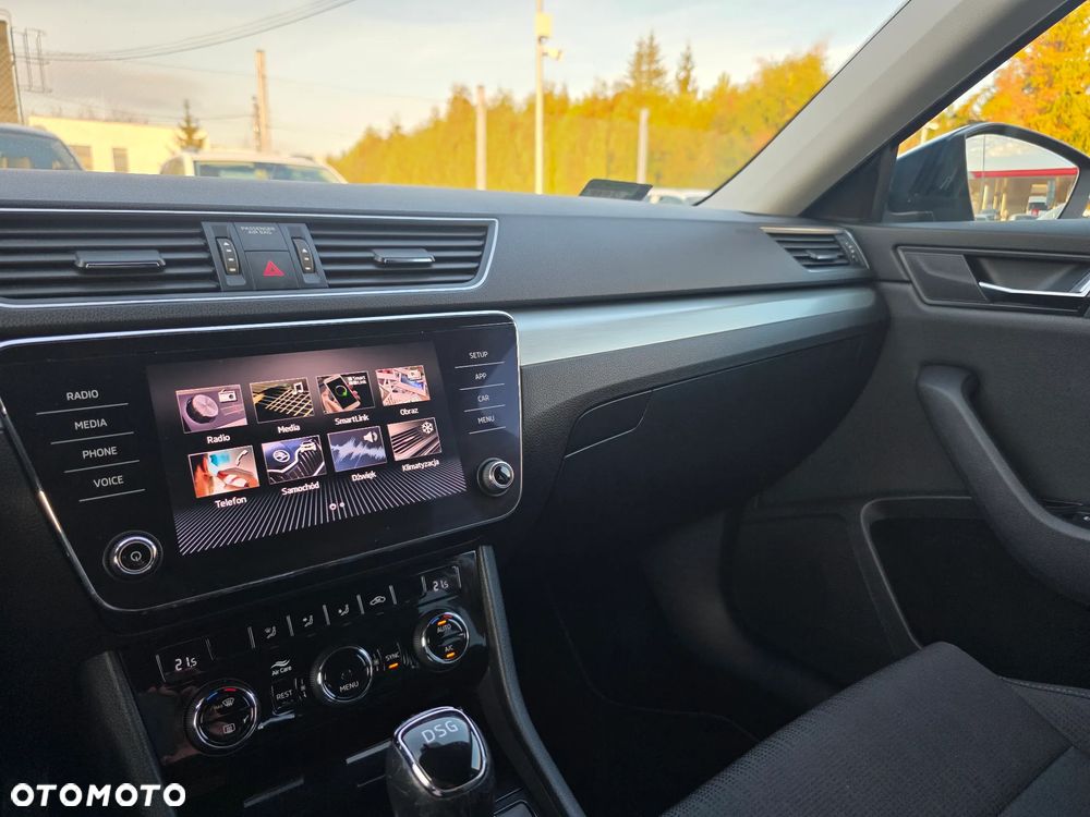 Skoda Superb 1.8 TSI Ambition DSG - 30