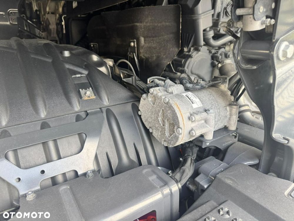 Scania S500 A4X2NA Standard Nowe opony tył - 14