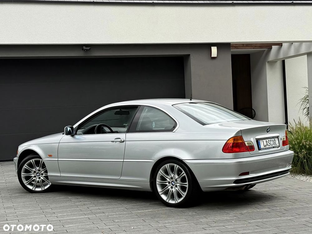 BMW Seria 3 328Ci - 15