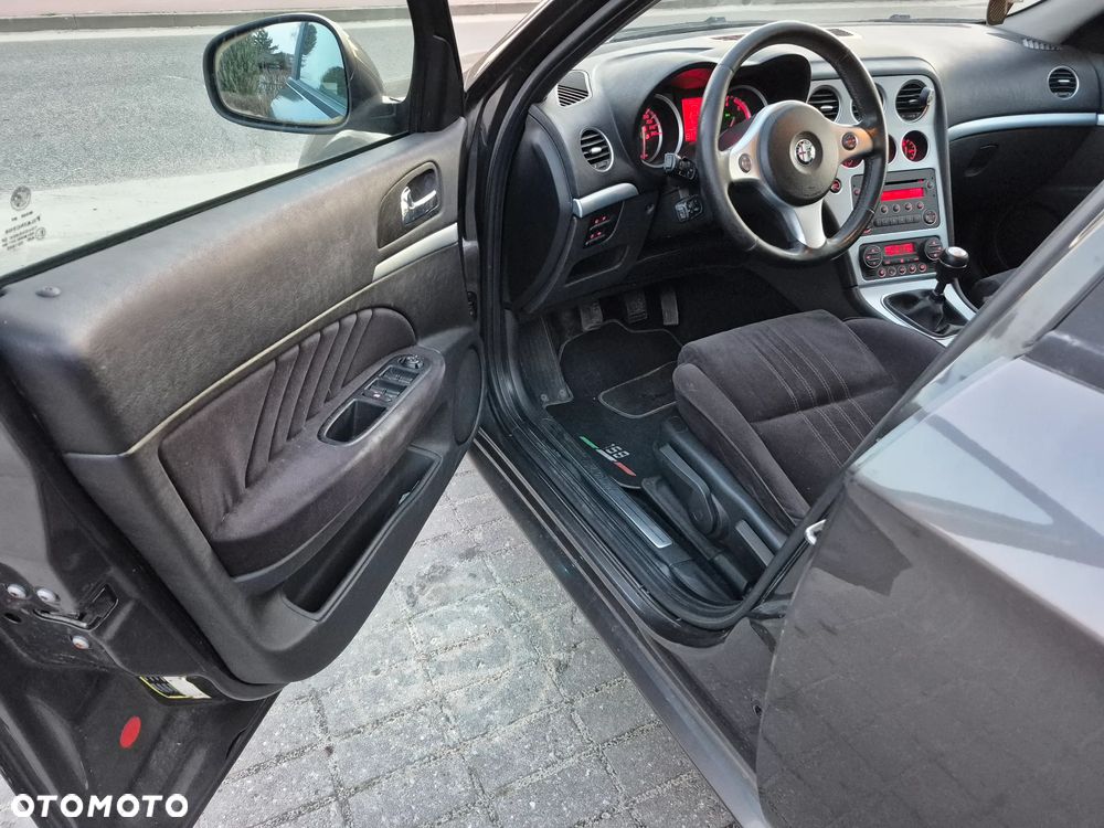 Alfa Romeo 159 - 14