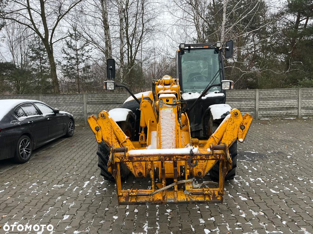 JCB 535-125 ładowarka teleskopowa - 3
