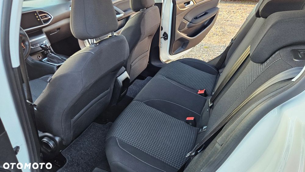 Peugeot 308 1.5 BlueHDi Access S&S - 12