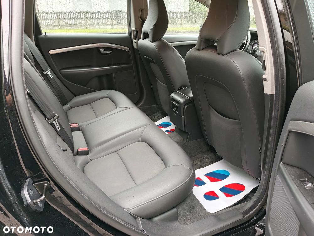 Volvo V70 2.0D Momentum - 9