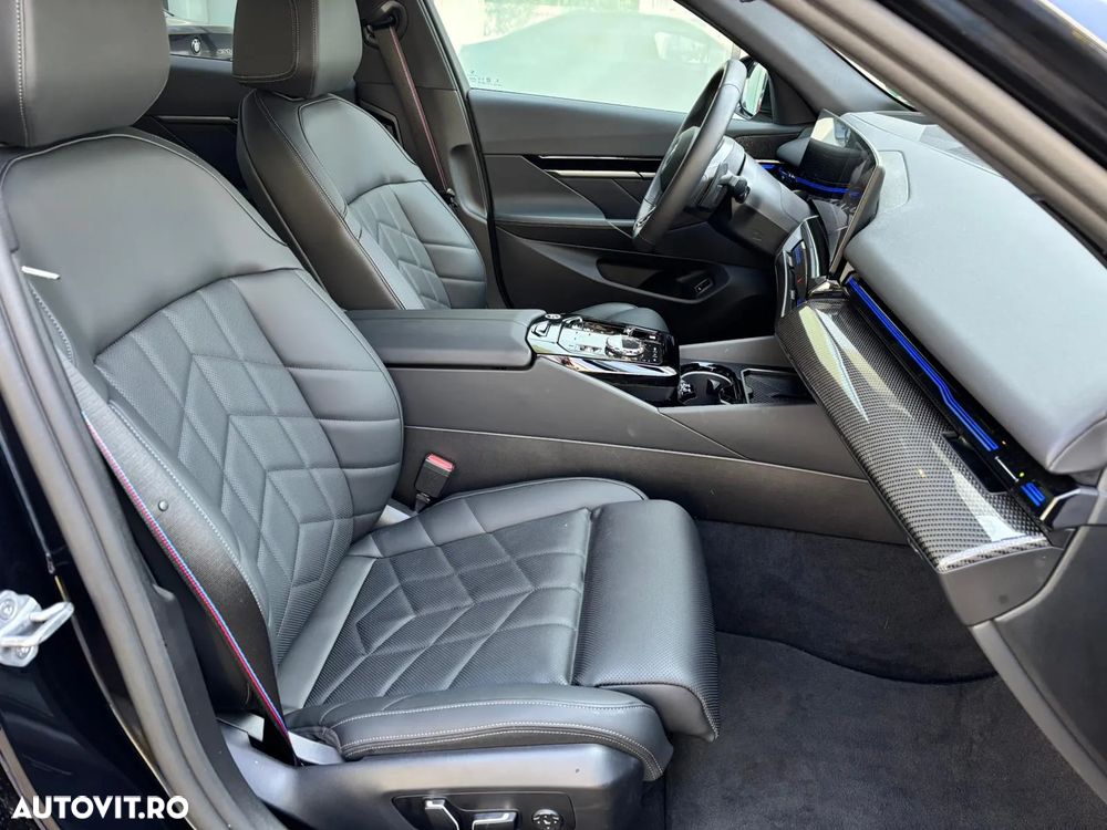 BMW Seria 5 520d xDrive AT MHEV - 13